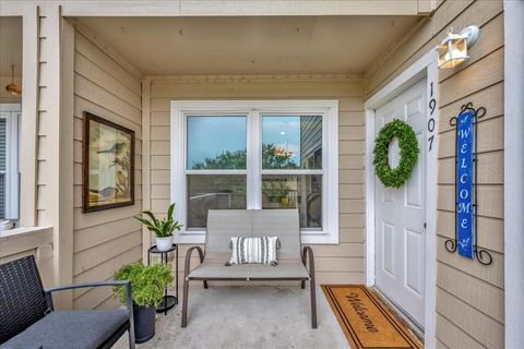 Photo of 1907 Glencove Drive, Seabrook, TX 77586 (MLS # 24547713)