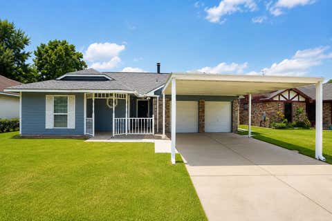 Photo of 409 Seacrest Boulevard, League City, TX 77573 (MLS # 47826829)