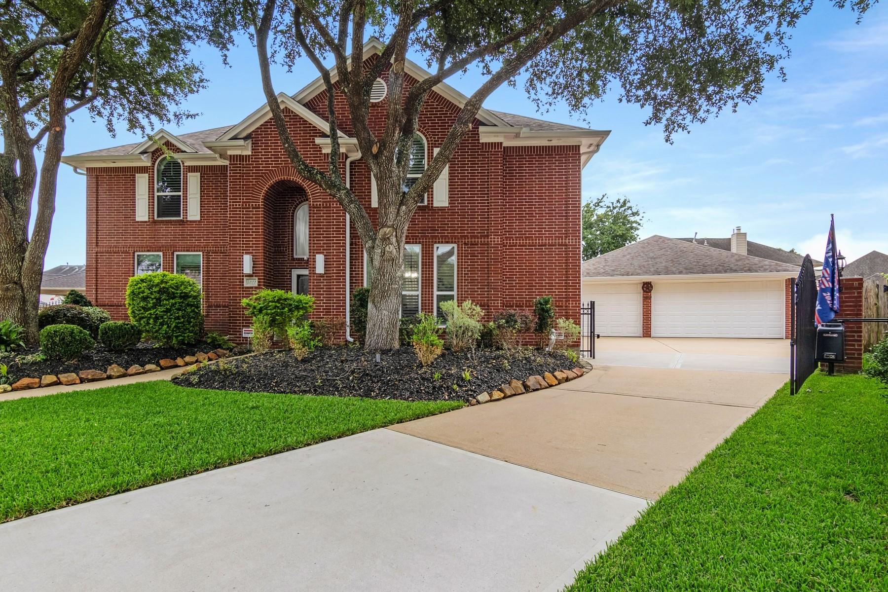 4222 Blue Water Court