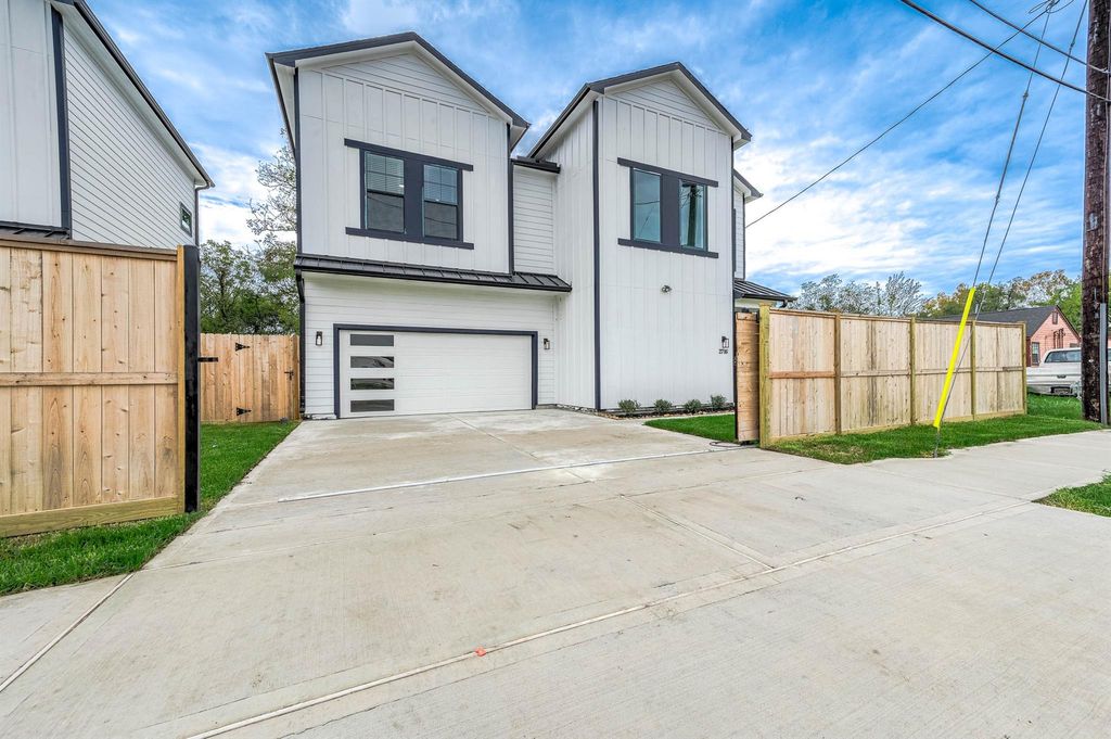 Photo of 2720 Spence Rd St, Houston, TX 77093 (MLS # 9536436)