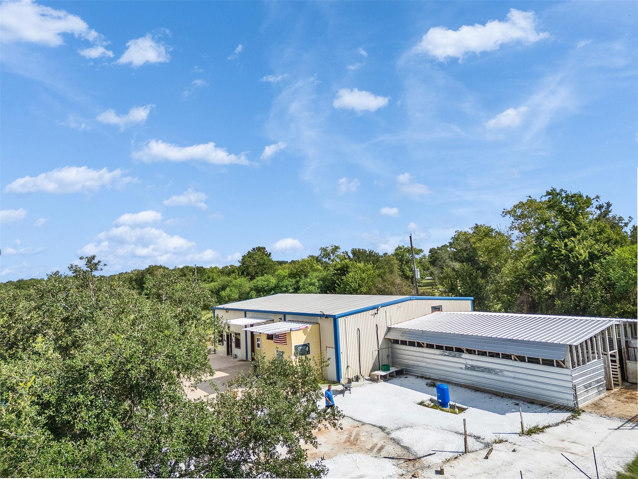 2024 Beverly Lane
