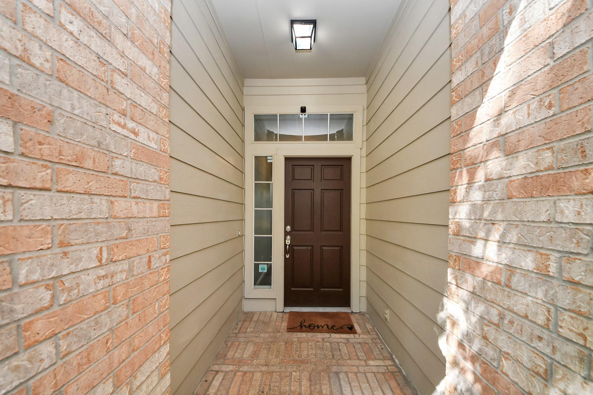 2127 Grovewood Park