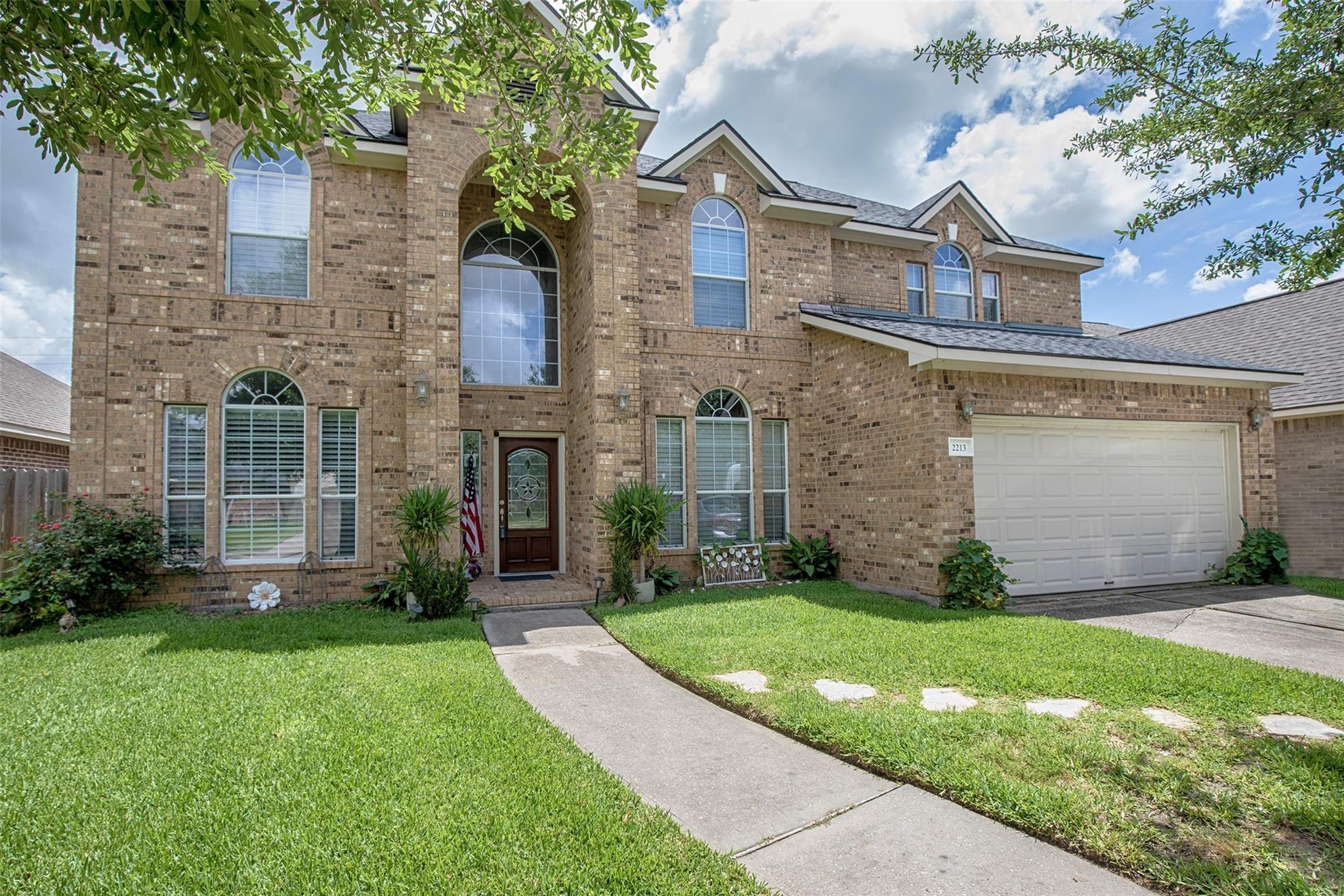 2213 Jernigan Ford