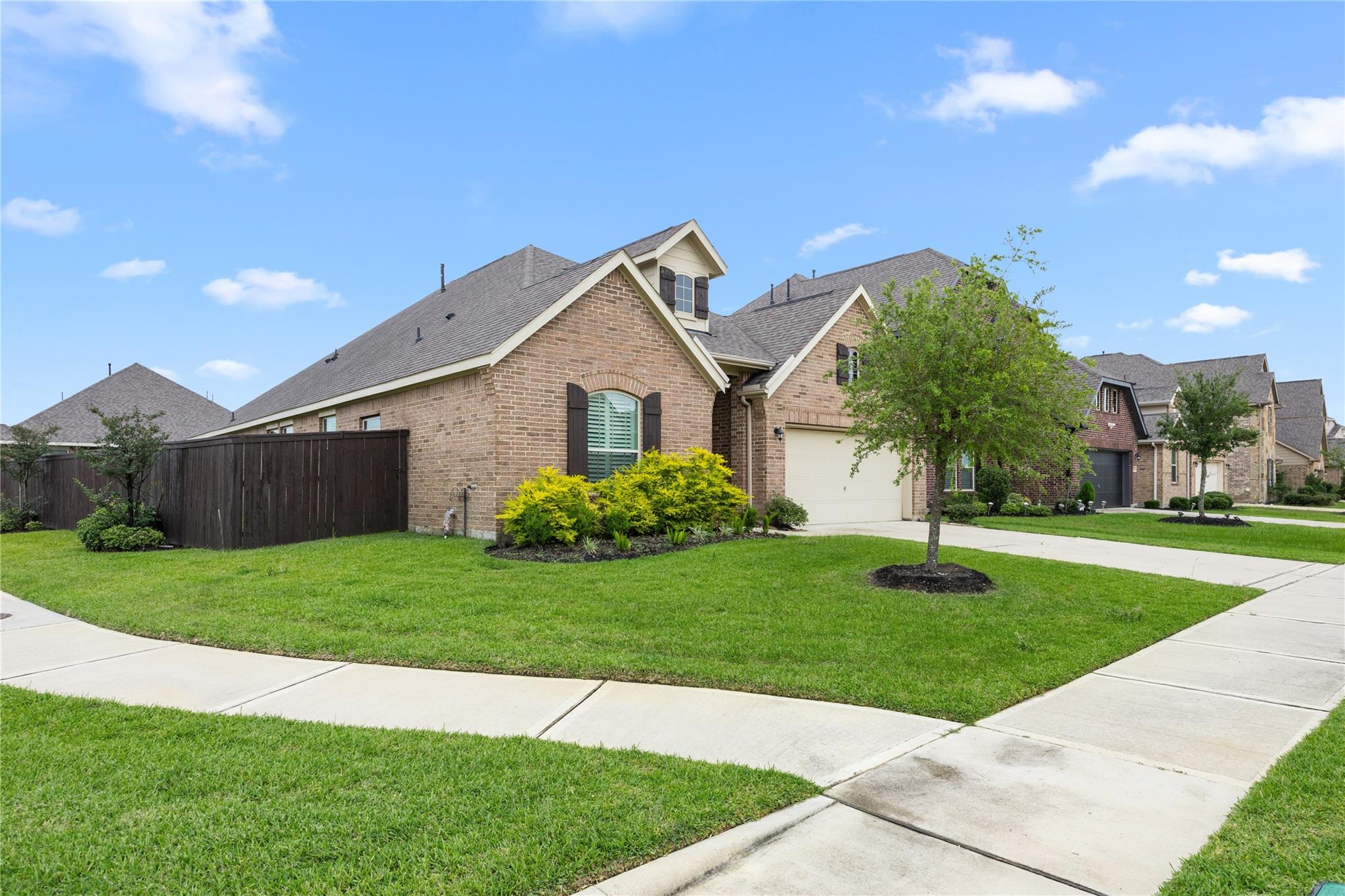 4326 Sandhill Terrace Lane