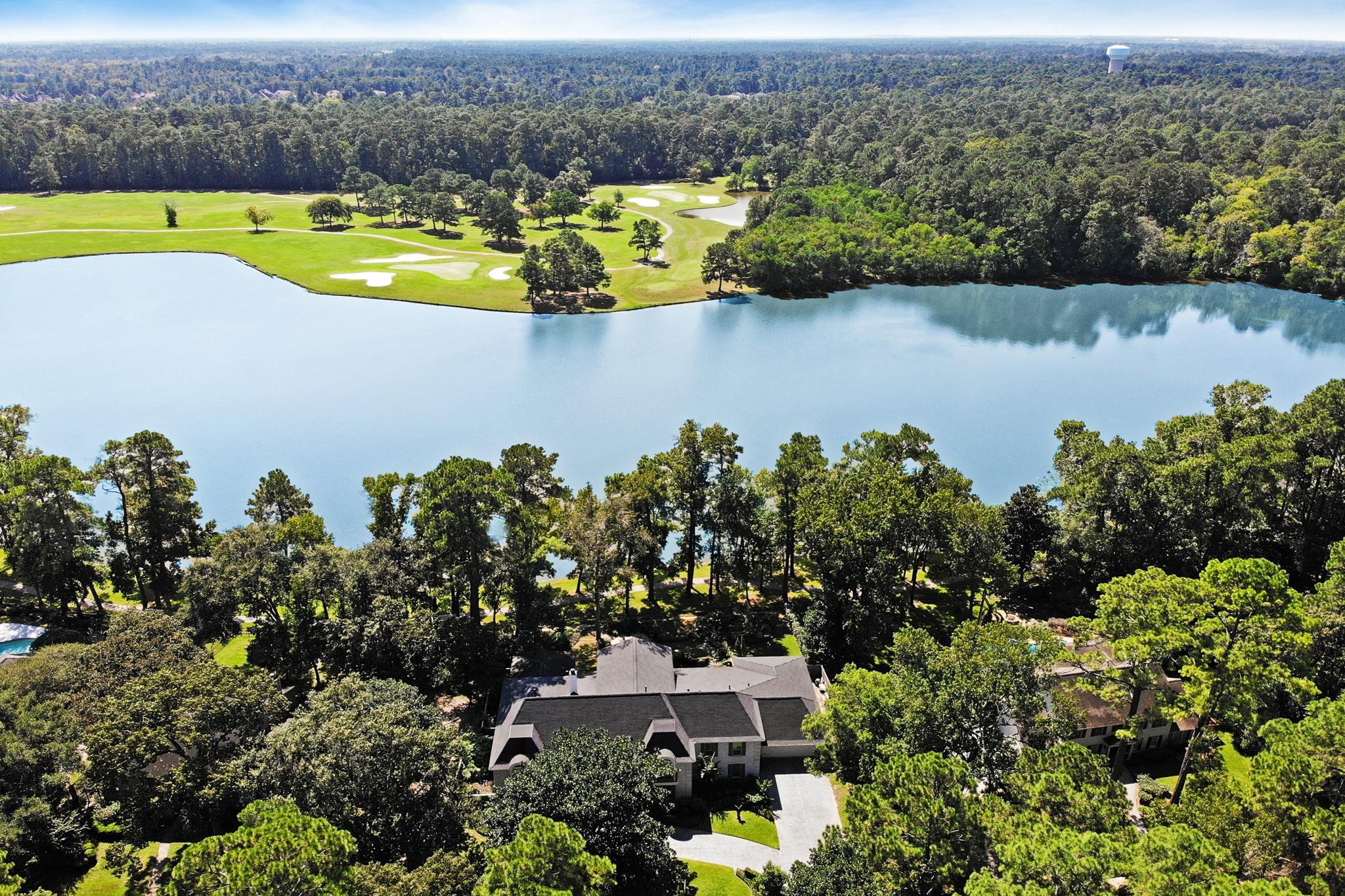 14 Shorelake Drive