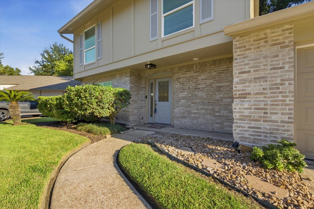 Photo of 3234 Golden Leaf Drive, Kingwood, TX 77339 (MLS # 33941452)