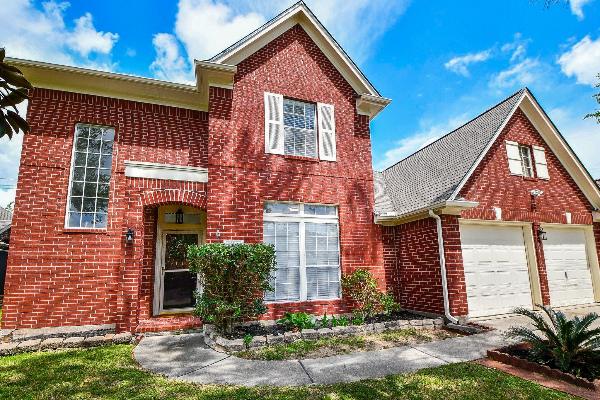 10839 Sycamore Drive N