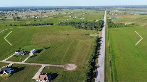 Photo of 1793 Apache Trail, Angleton, TX 77515 (MLS # 4718976)