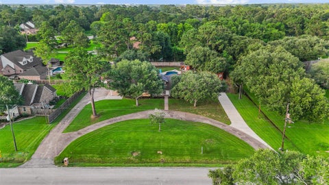 Photo of 1801 Mcginnis Drive, Pearland, TX 77581 (MLS # 80572014)