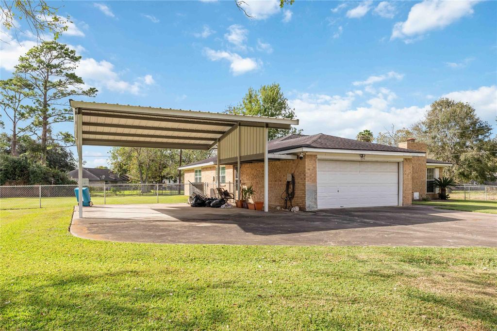 Photo of 2210 County Road 769b, Brazoria, TX 77422 (MLS # 37246074)