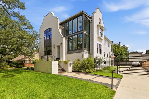 Photo of 4923 Loch Lomond Drive Drive, Houston, TX 77096 (MLS # 29398518)