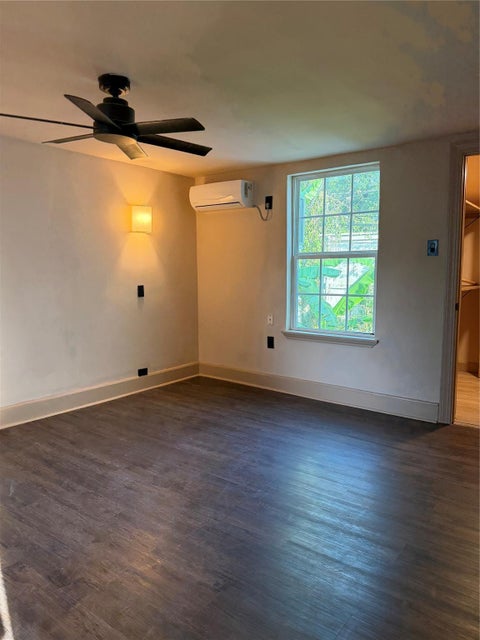 Photo of 239 Westheimer Road, Houston, TX 77006 (MLS # 25233145)