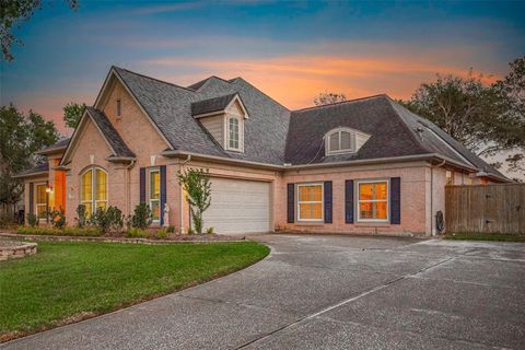 Photo of 12111 Mill Stream Way, Houston, TX 77041 (MLS # 34510151)