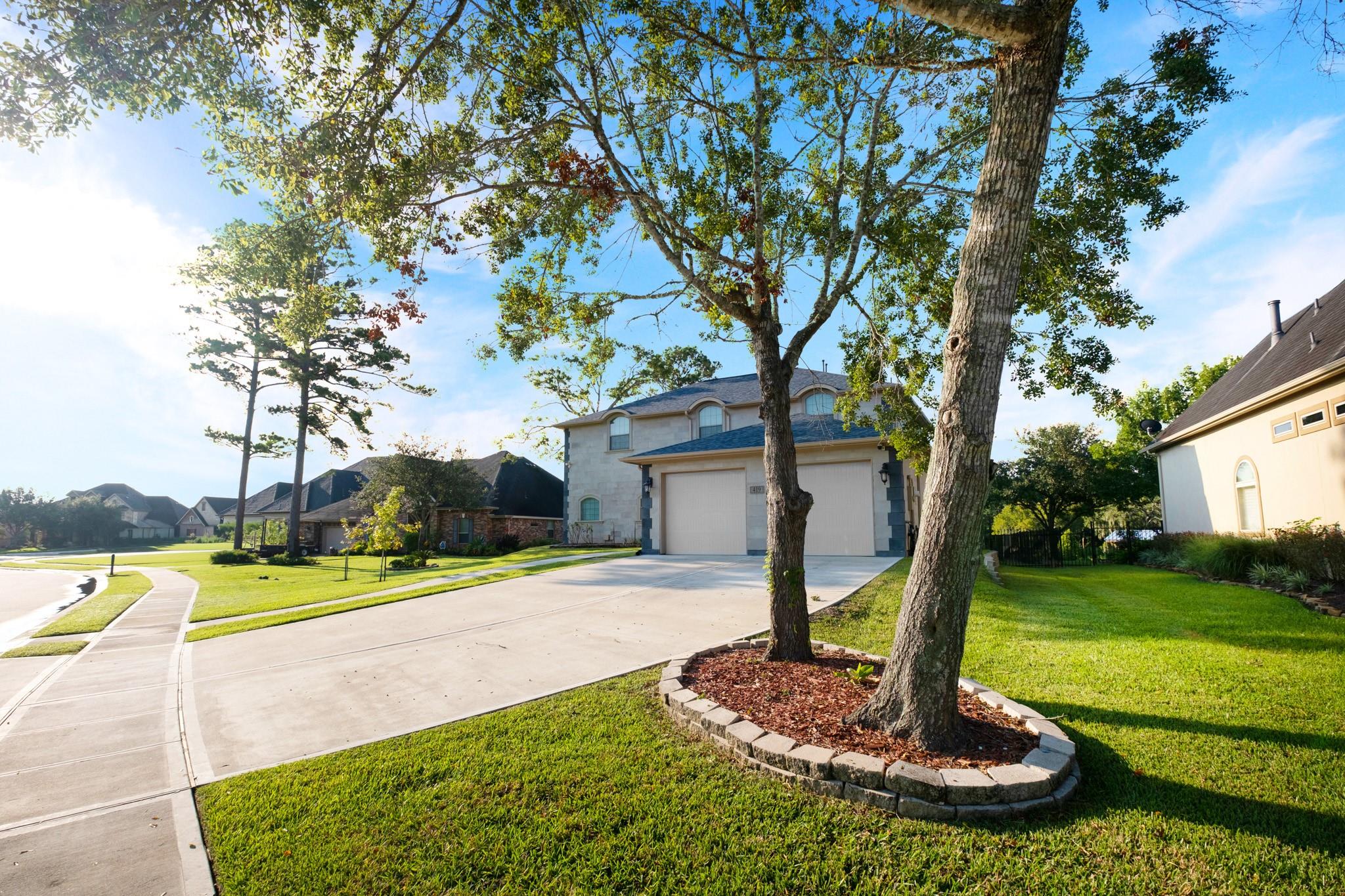 419 Old Orchard Drive