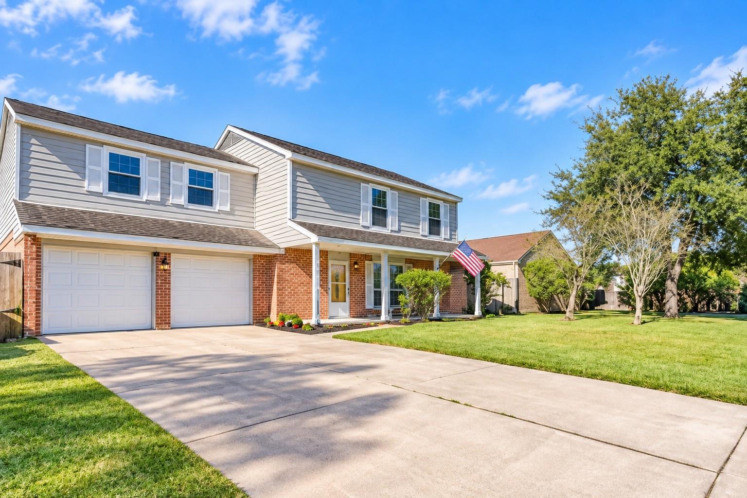 16606 Oxnard Lane