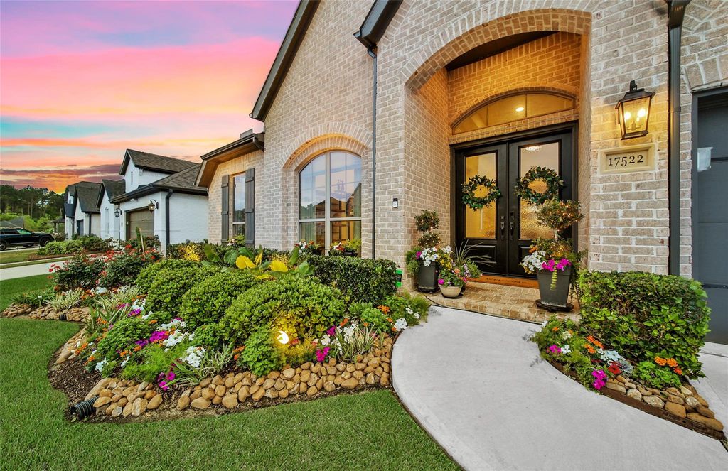 Photo of 17522 Shoebutton, Conroe, TX 77385 (MLS # 47890090)