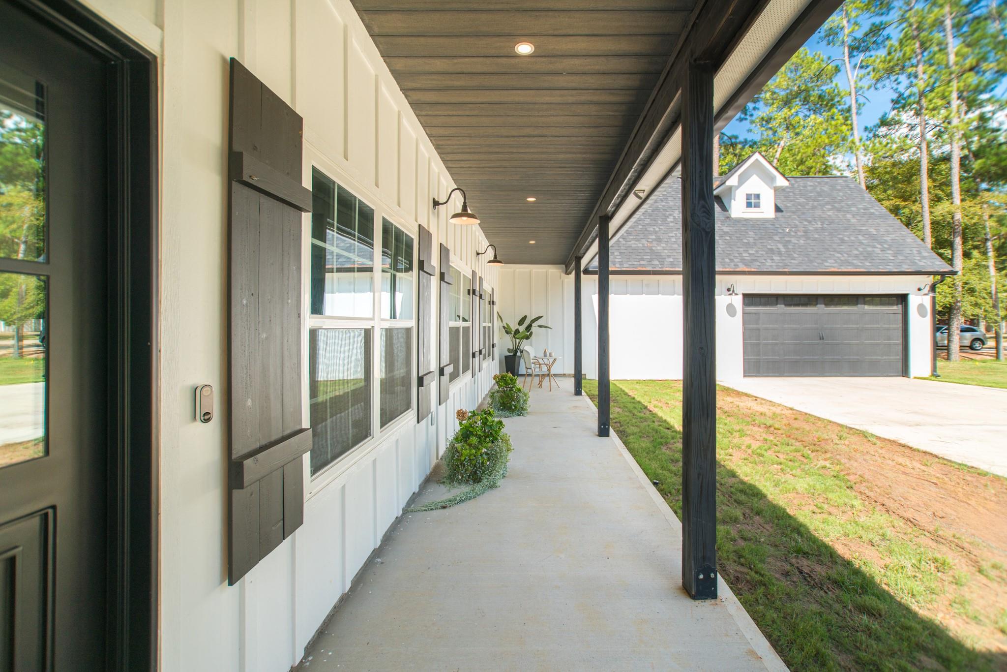 5 W Forest Court