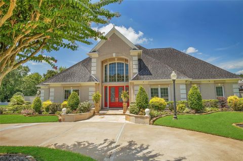 Homes For Sale - 204 Oak Drive<br/> Galveston County, Friendswood, TX 77546