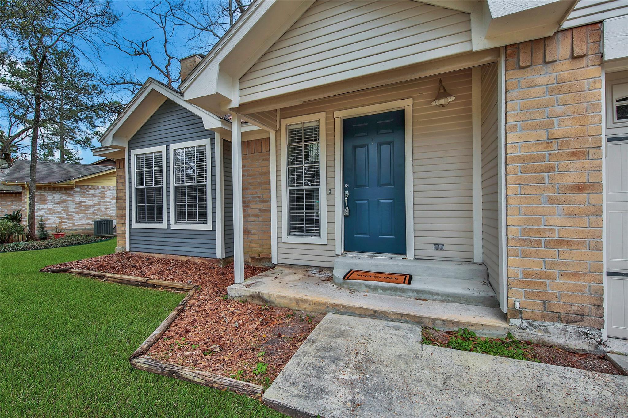 32 E Lance Leaf Road