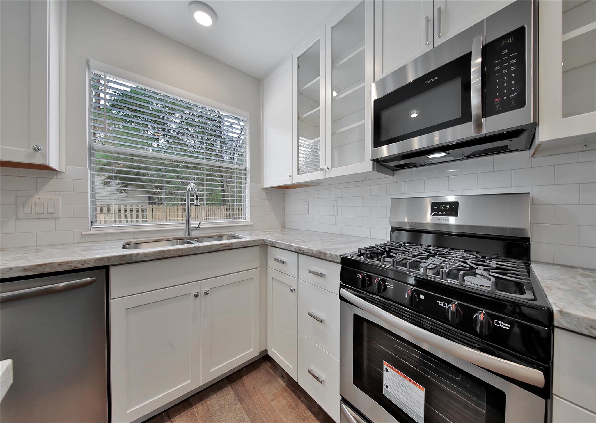 32 E Lance Leaf Road