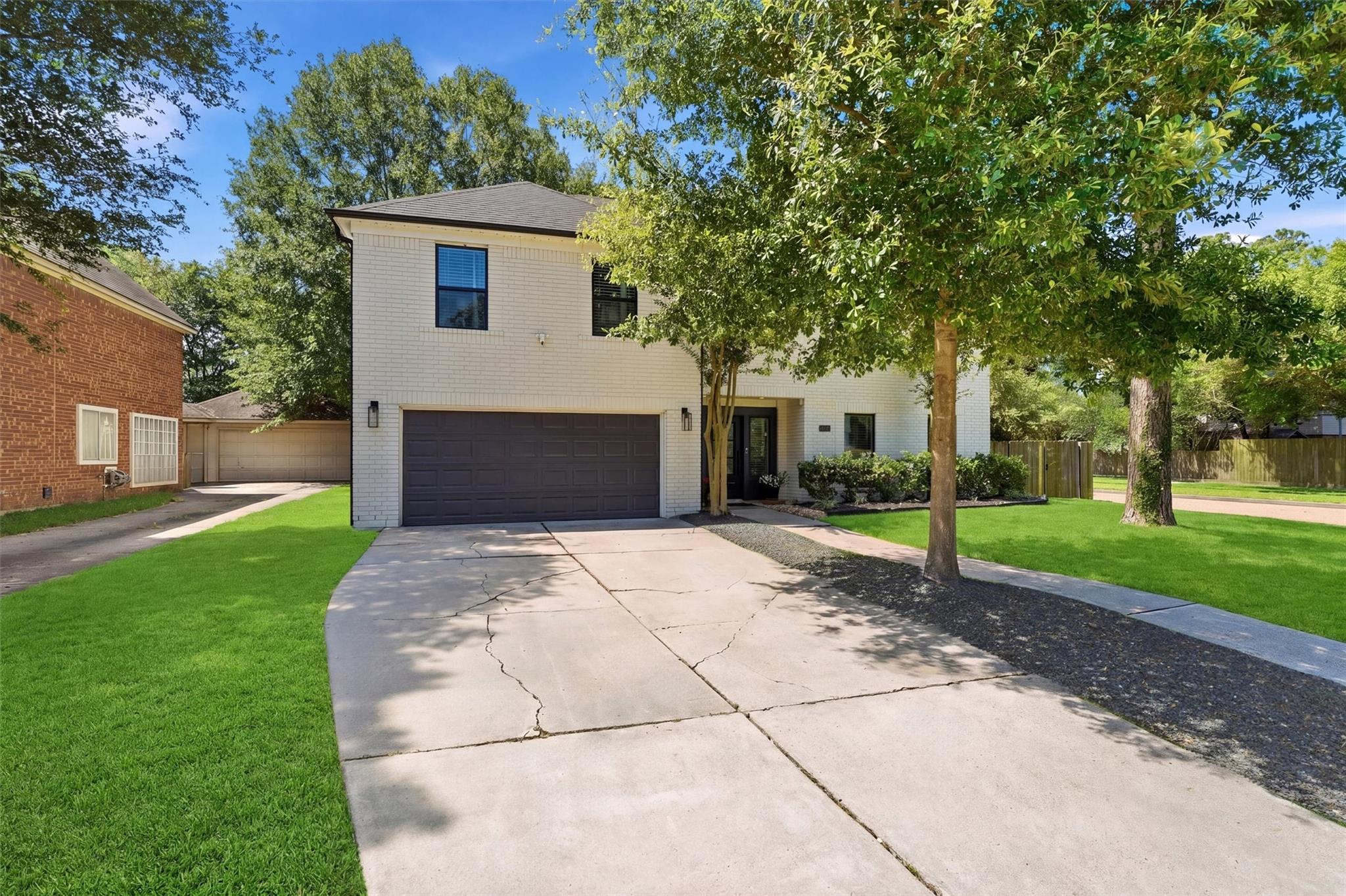 5402 Enchanted Mist Drive