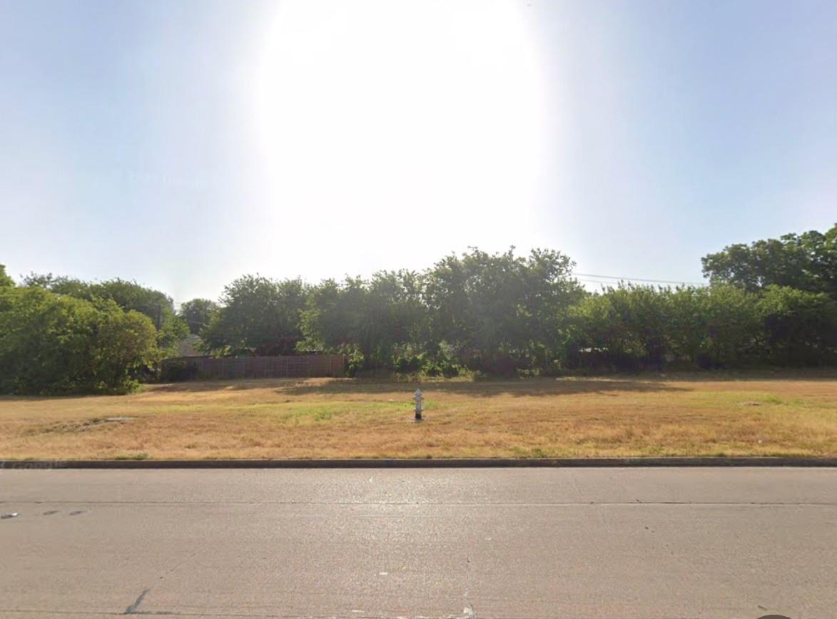 2600 E Park Row Drive