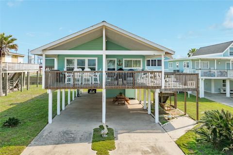 Photo of 16906 Beachcomber Drive, Jamaica Beach, TX 77554 (MLS # 10895798)