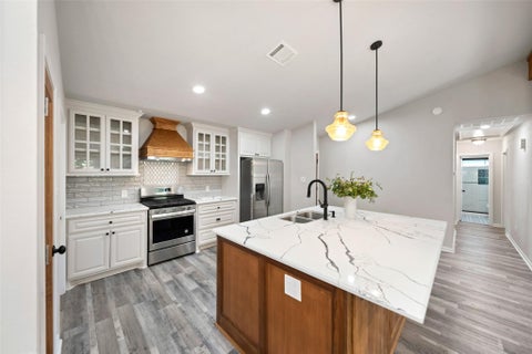 Photo of 69 S Brookberry Court, The Woodlands, TX 77381 (MLS # 83206104)