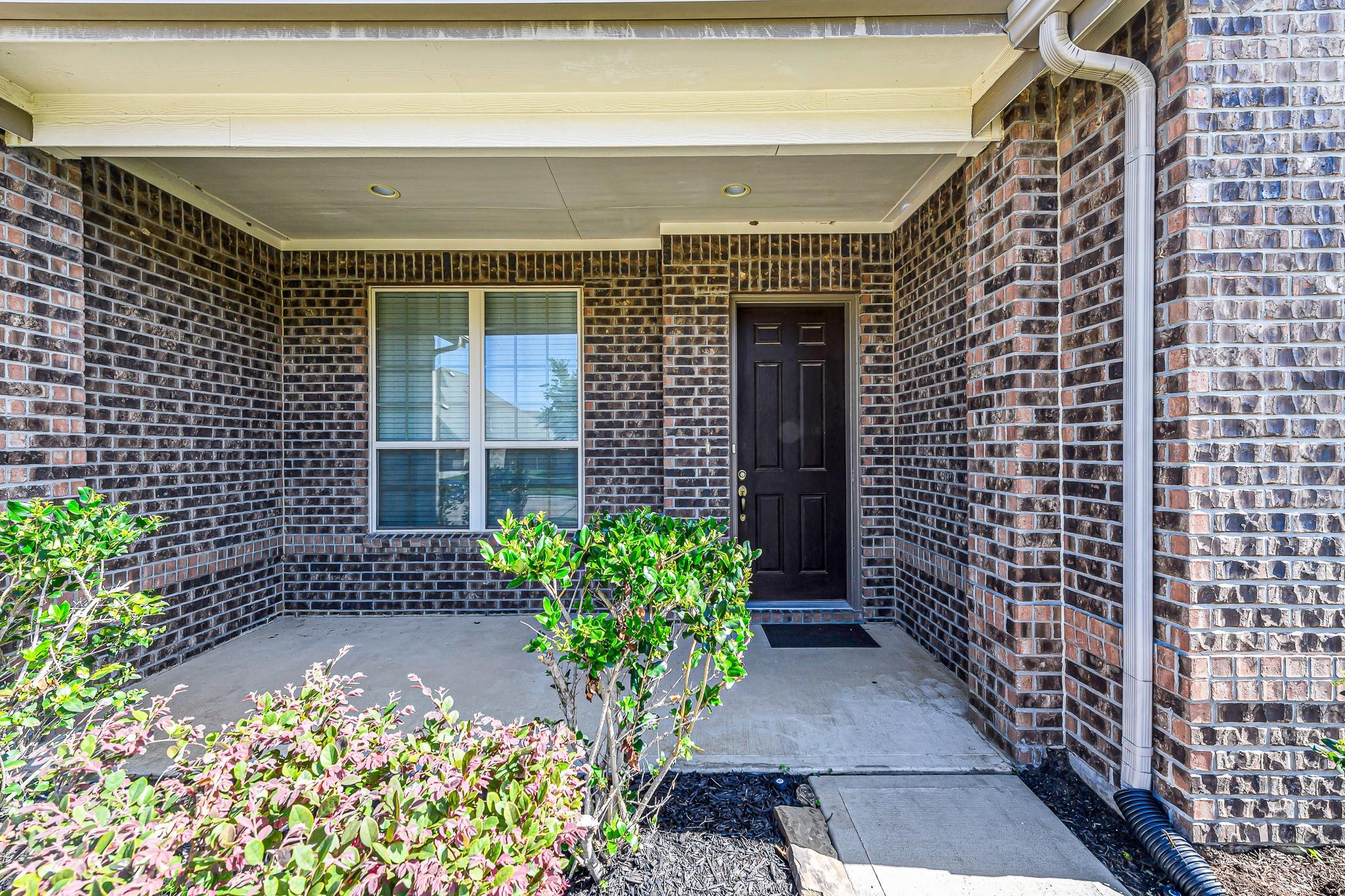 28106 Middlewater View Ln