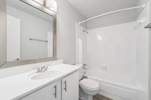 Photo of 2815 Greenridge Drive #2-053, North Houston, TX 77057 (MLS # 52720602)