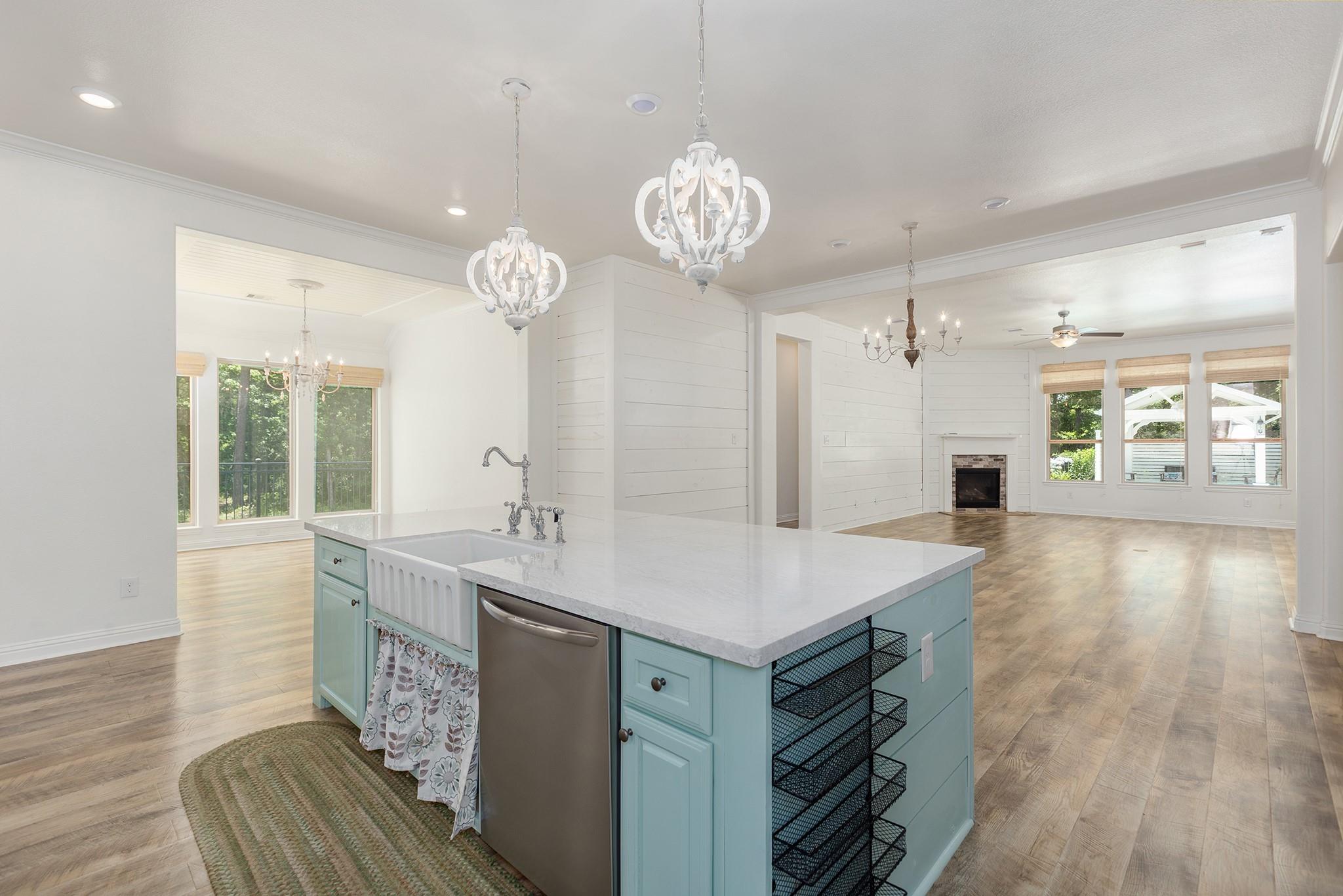 19276 Yellow Chestnut Lane