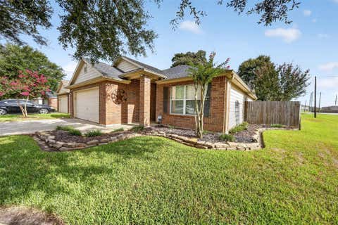 Photo of 16299 Hidden Deer Lane, Conroe, TX 77302 (MLS # 34132056)