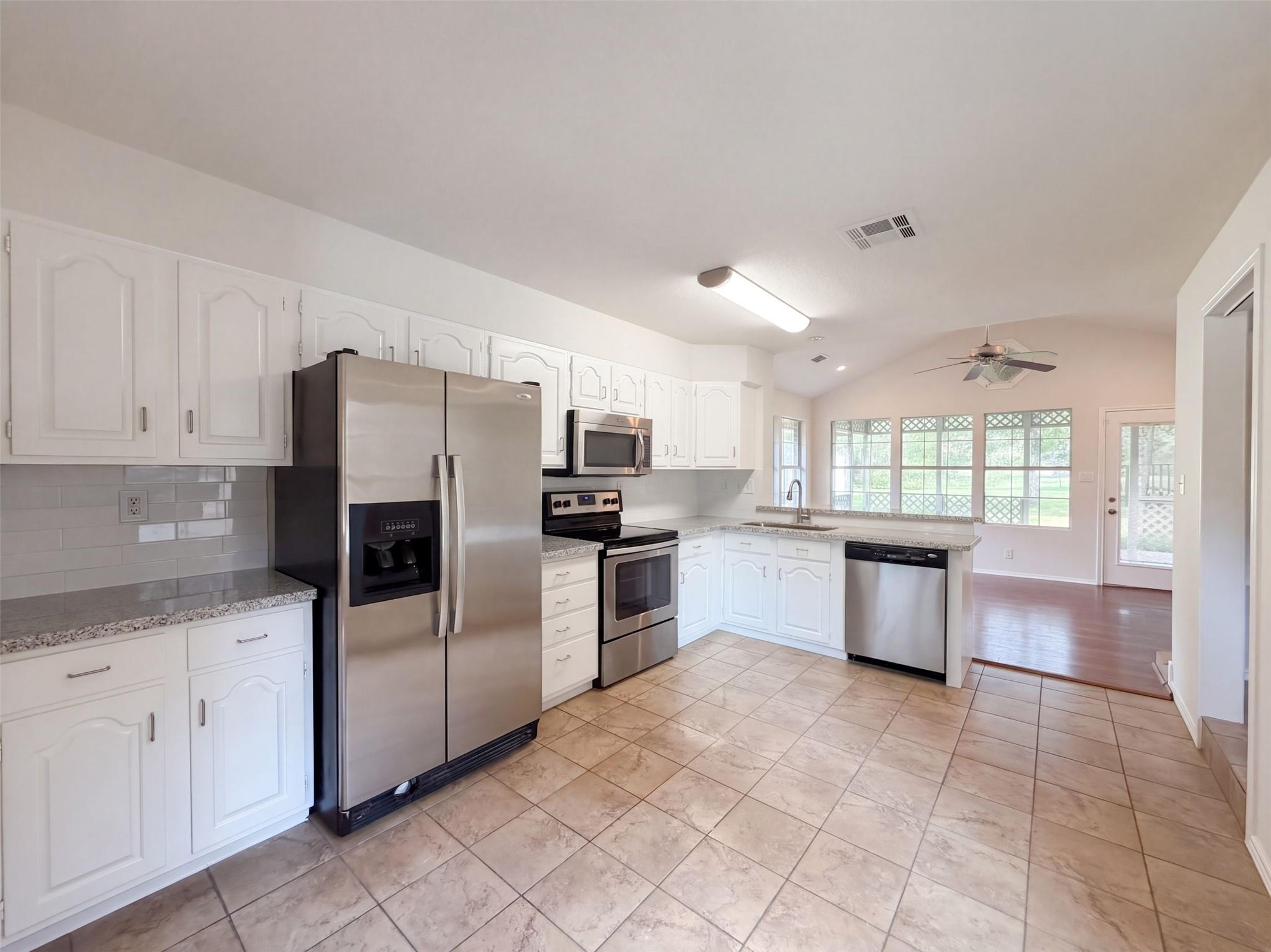1119 Coe Road