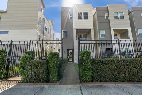 316 Jensen Drive Houston TX 77020