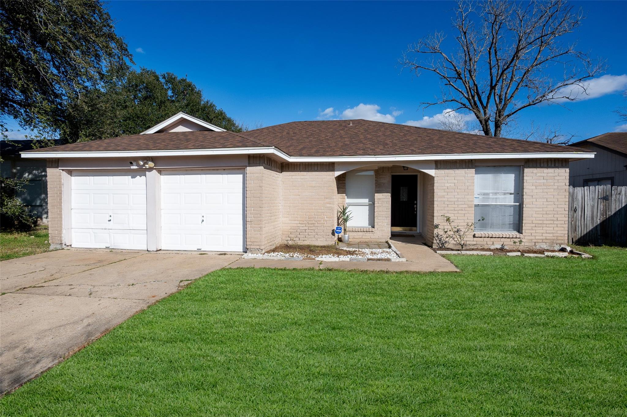 2022 Crosscoach Lane Lane
