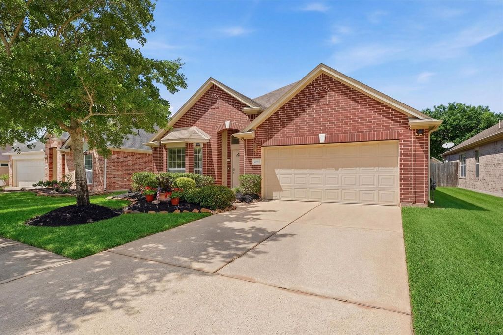 Photo of 30411 Mesa Valley Drive, Spring, TX 77386 (MLS # 56161895)