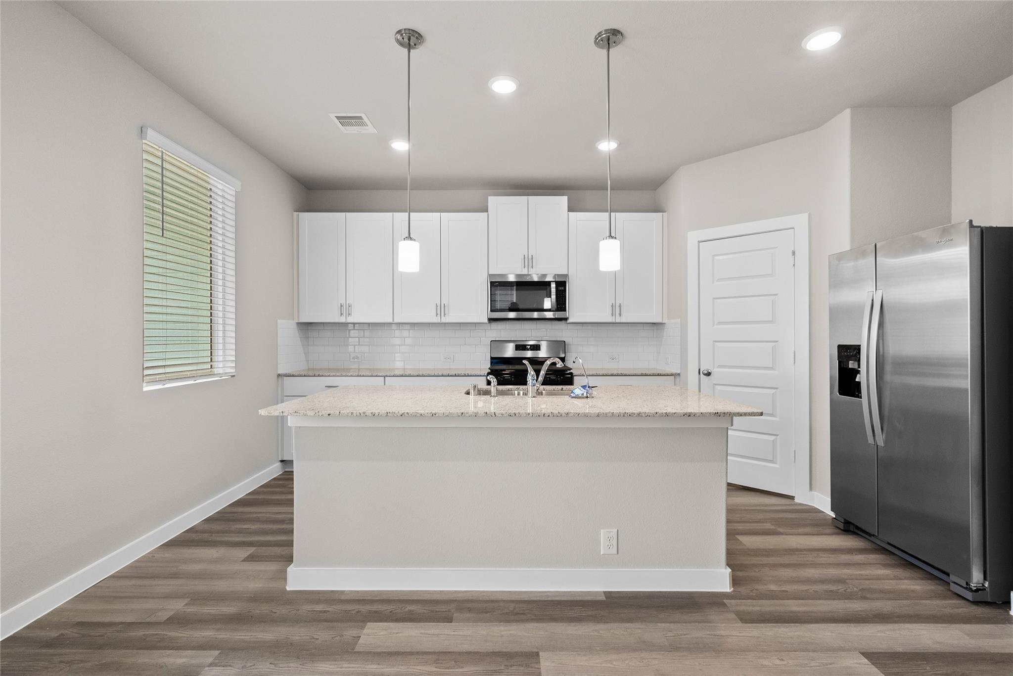 594 Avisa Drive