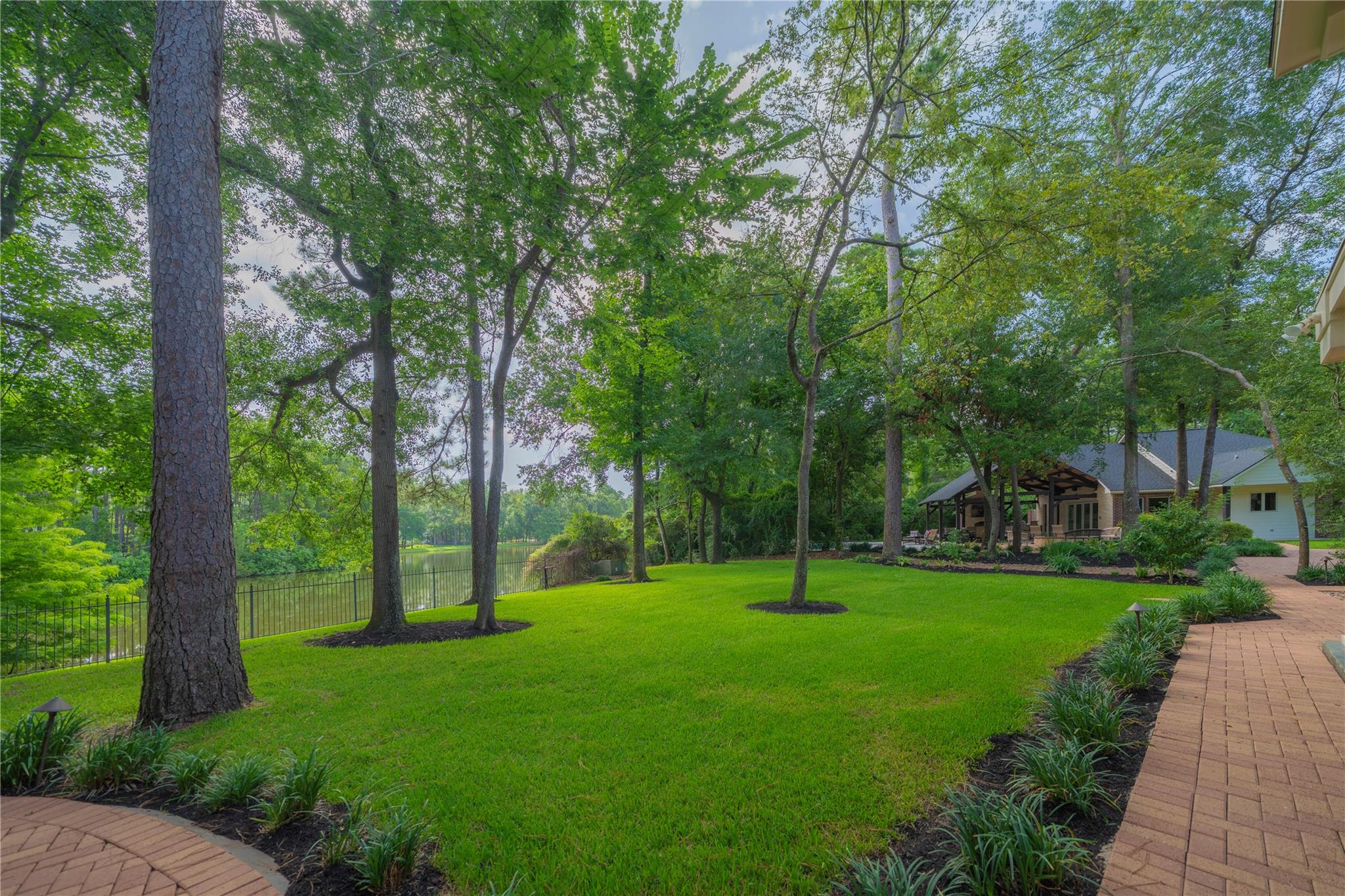7 Pastoral Pond Circle
