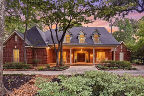 Photo of 7 Pastoral Pond Circle, The Woodlands, TX 77380 (MLS # 43798497)