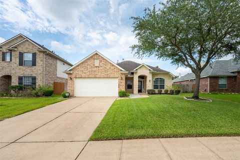 Photo of 13815 Normandy Court, Sugar Land, TX 77498 (MLS # 53395492)