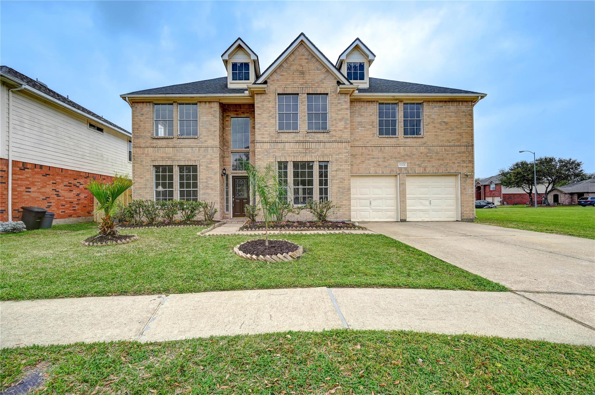 11906 Dinosaur Valley Drive
