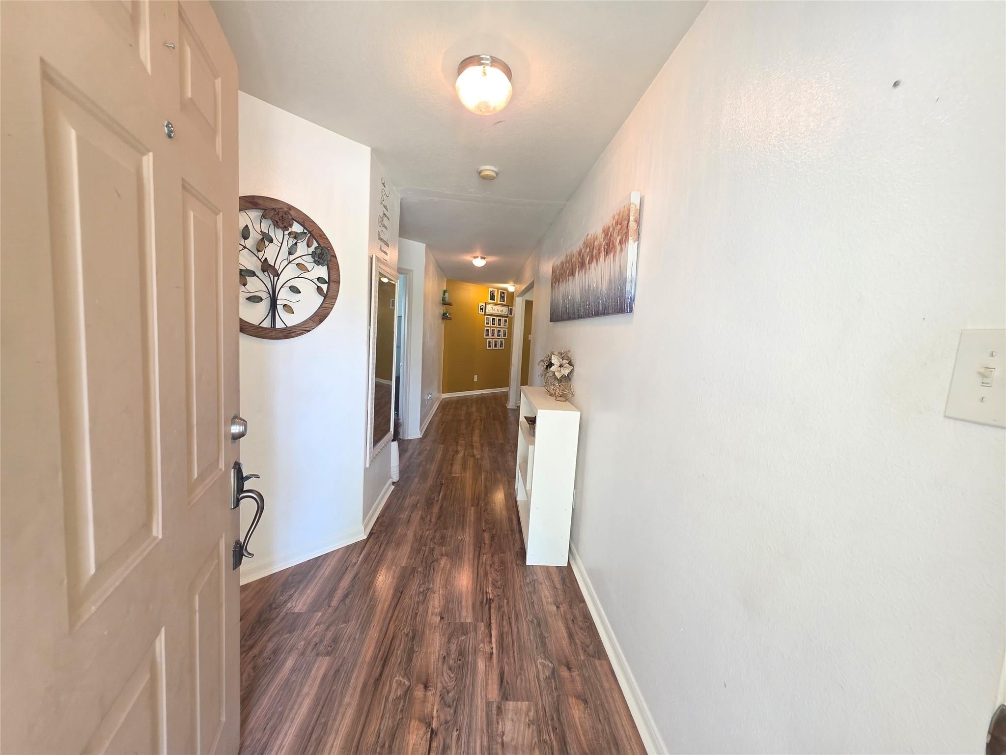 6926 Garnet Trail Lane