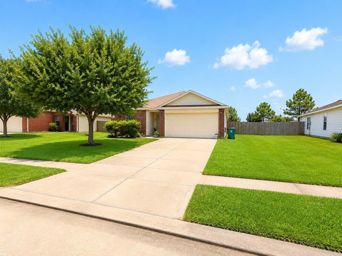 6926 Garnet Trail Lane