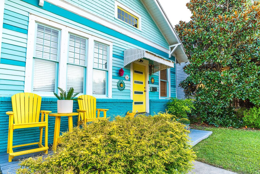 Photo of 3609 Avenue O, Galveston, TX 77550 (MLS # 96578840)