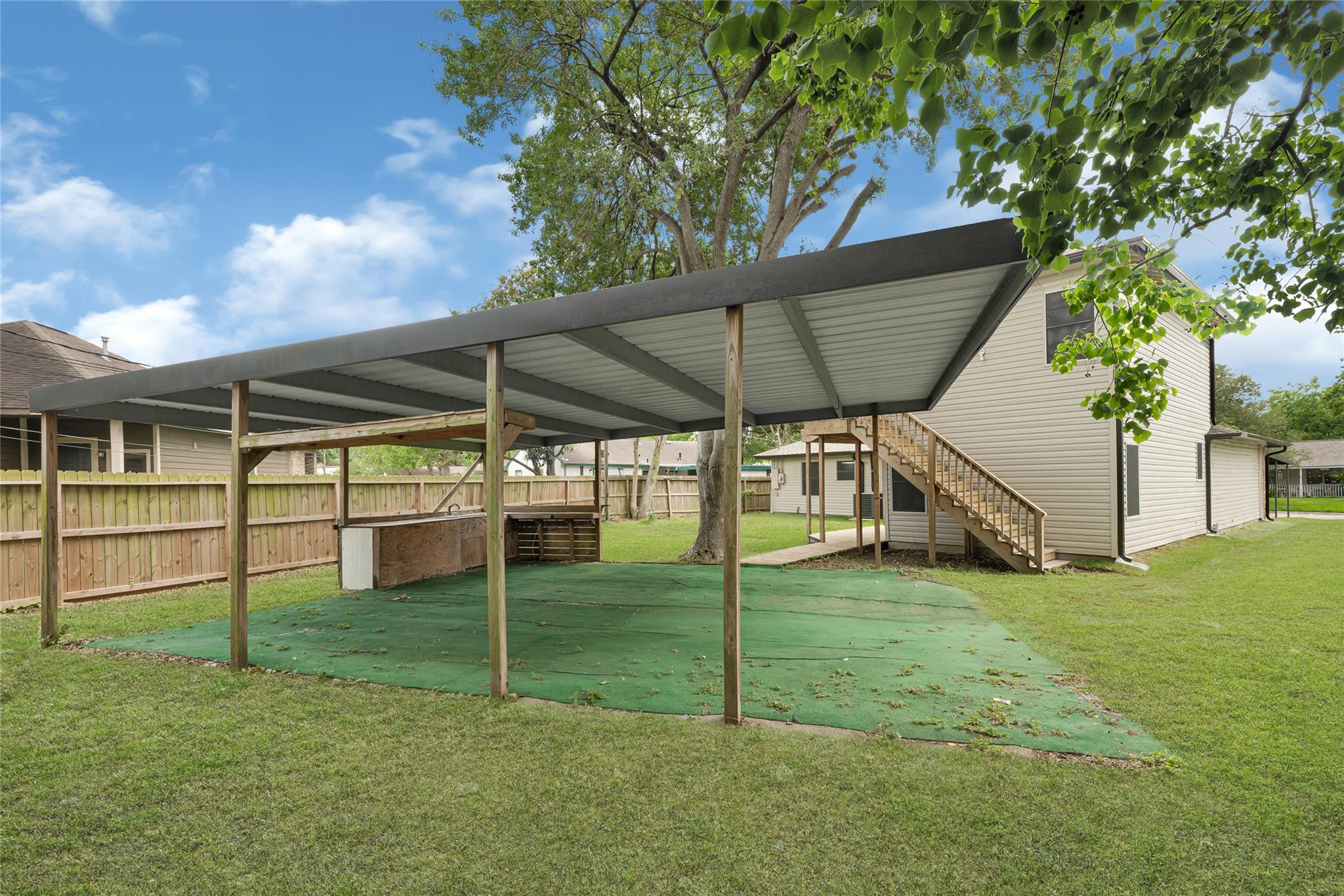 3809 Sherbrooke Road