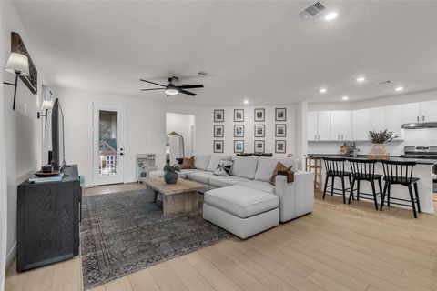 Photo of 22231 Hawberry Blossom Lane, Tomball, TX 77377 (MLS # 72540609)