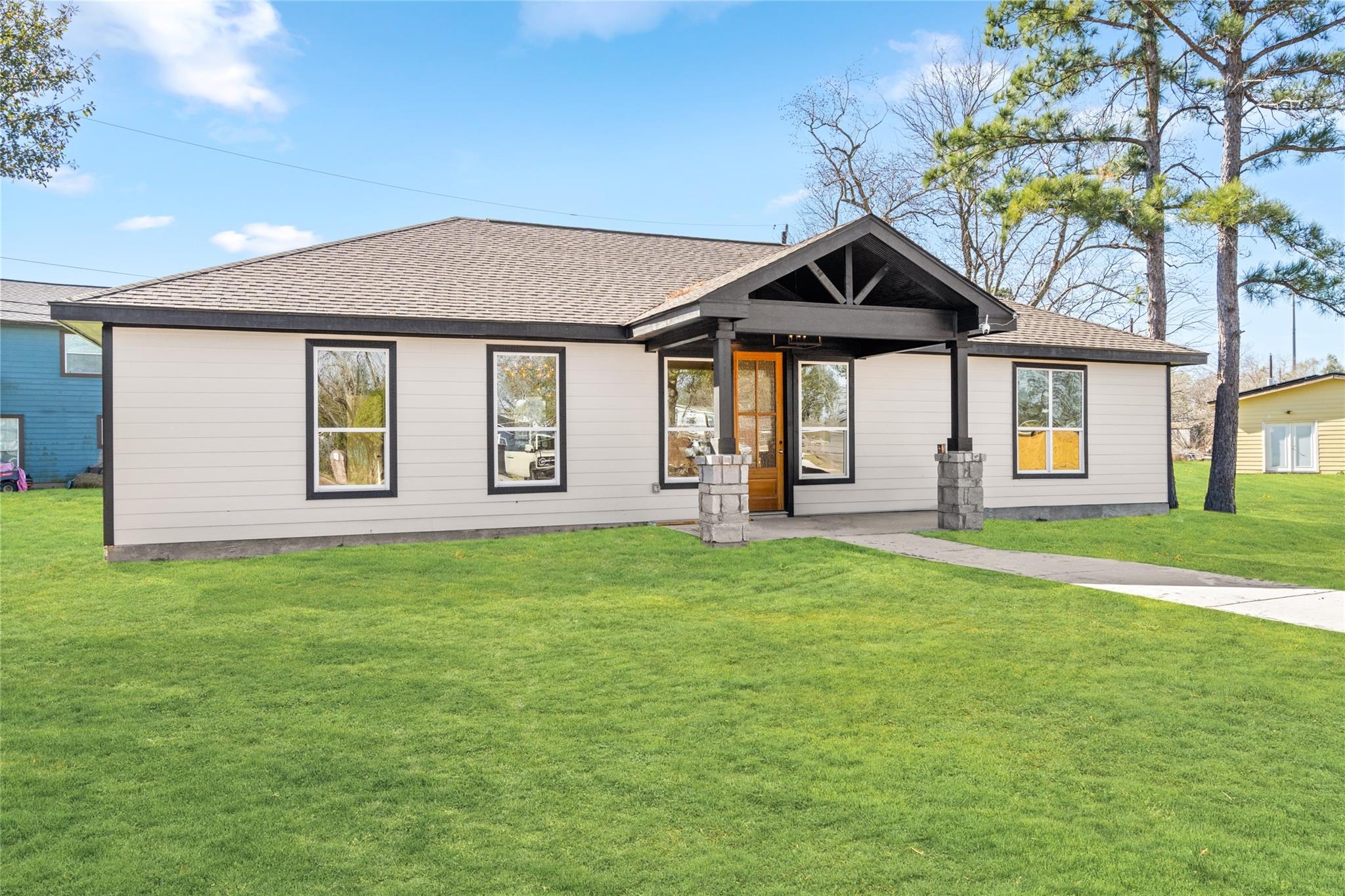 4654 N Teague Street