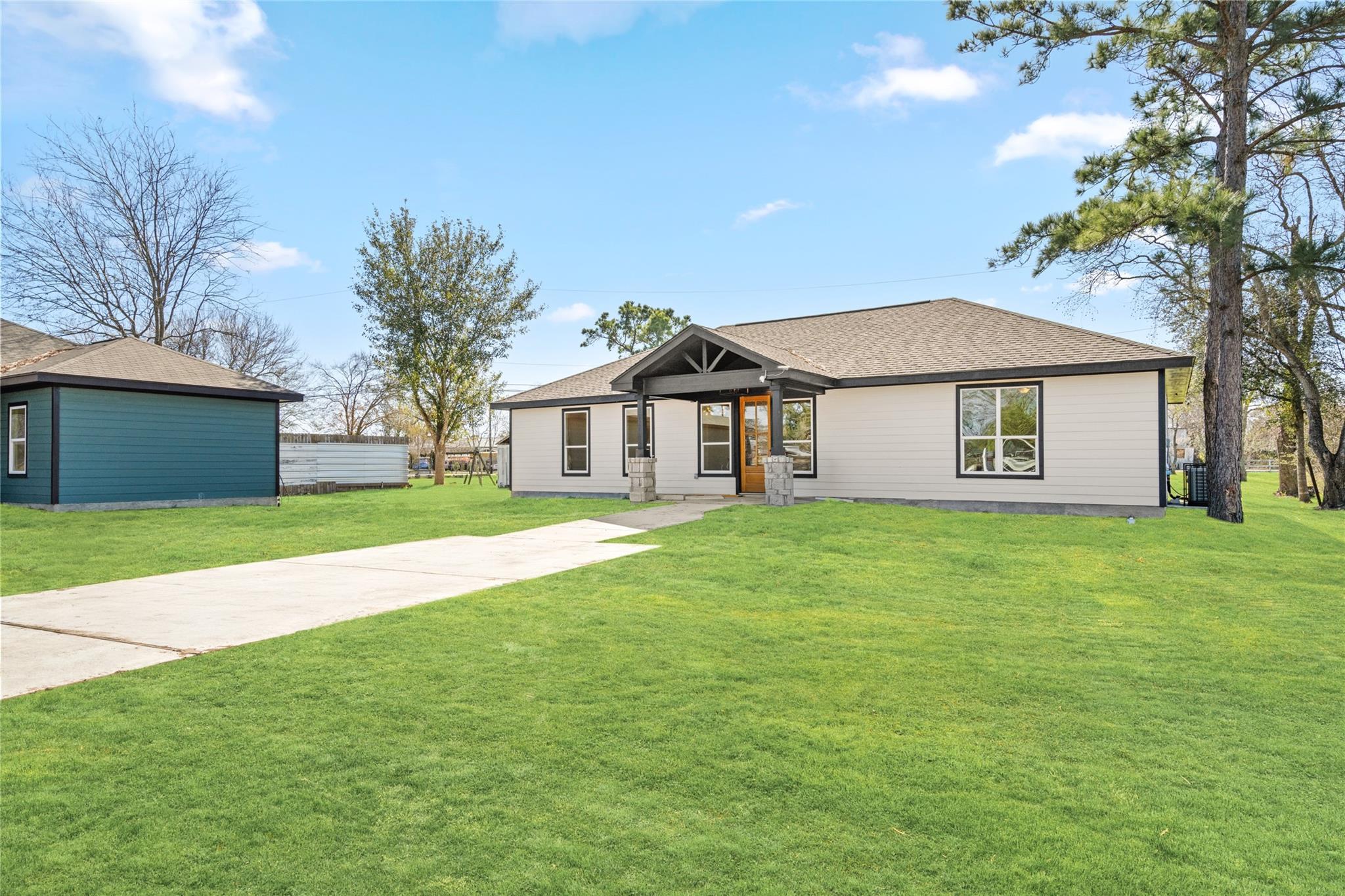 4654 N Teague Street