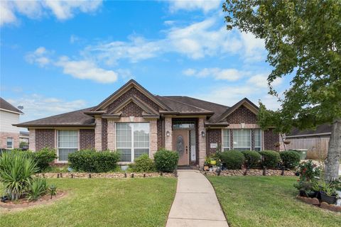 Photo of 1107 Barkly Court, Pearland, TX 77581 (MLS # 83352710)
