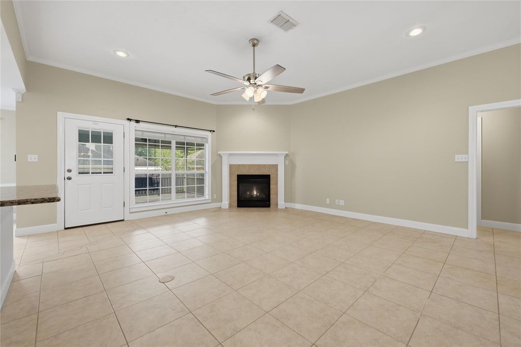 Photo of 402 Magnolia Lane, Brenham, TX 77833 (MLS # 34843876)